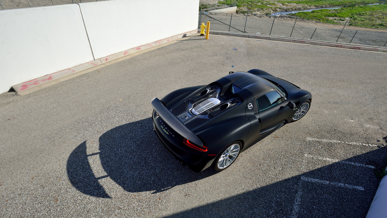 2015 Porsche 918 Spyder Weissach auction