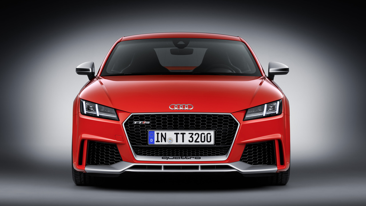 2017-audi-tt-rs.jpg