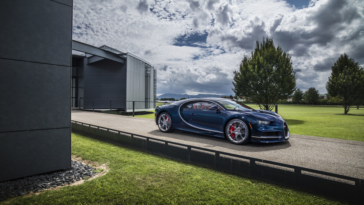 Bugatti Chiron and Vision Gran Turismo