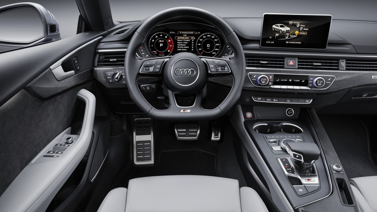 Menjelang Paris Motor Show Audi Resmikan A5 S5 Sportback Terbaru