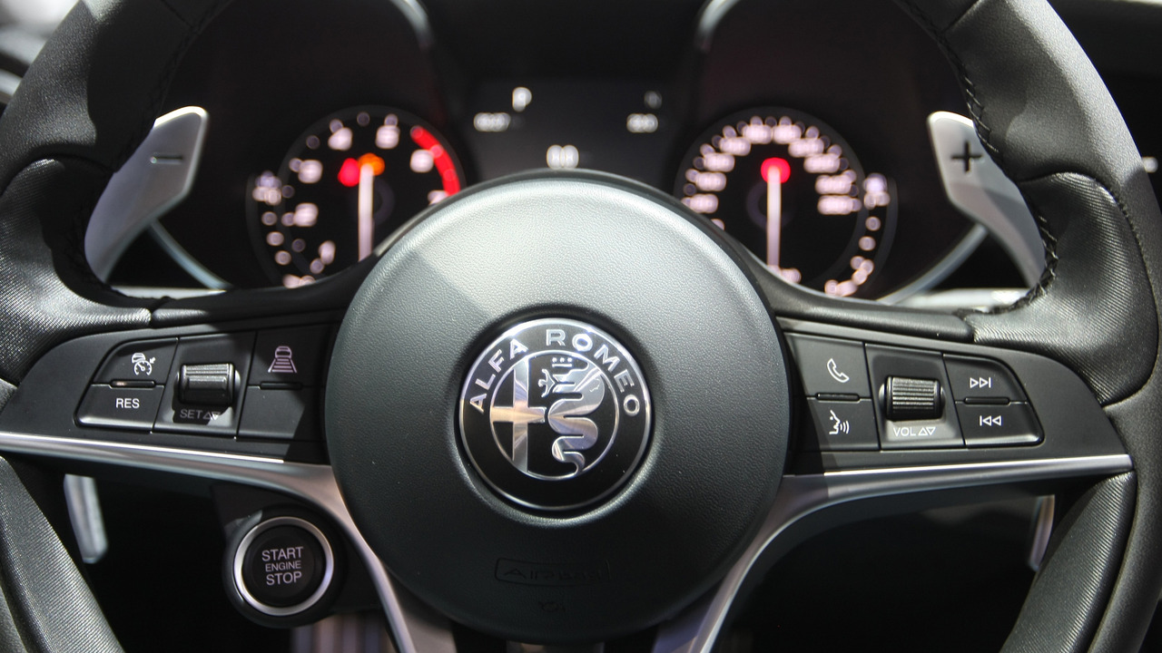 2016 Alfa Romeo Giulia Veloce Paris Motor Show