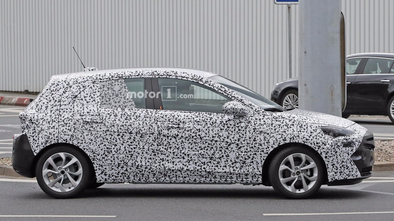 2018 Opel Corsa spy photo